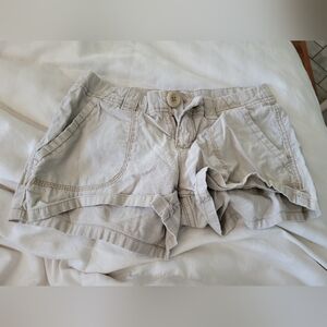 Aeropostale Light Tan Women's Cargo Shorts